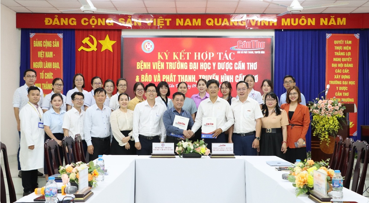 Tăng cường truyền thông y tế: Bệnh viện Trường Đại học Y Dược Cần Thơ hợp tác với Báo và Phát thanh, Truyền hình Cần Thơ